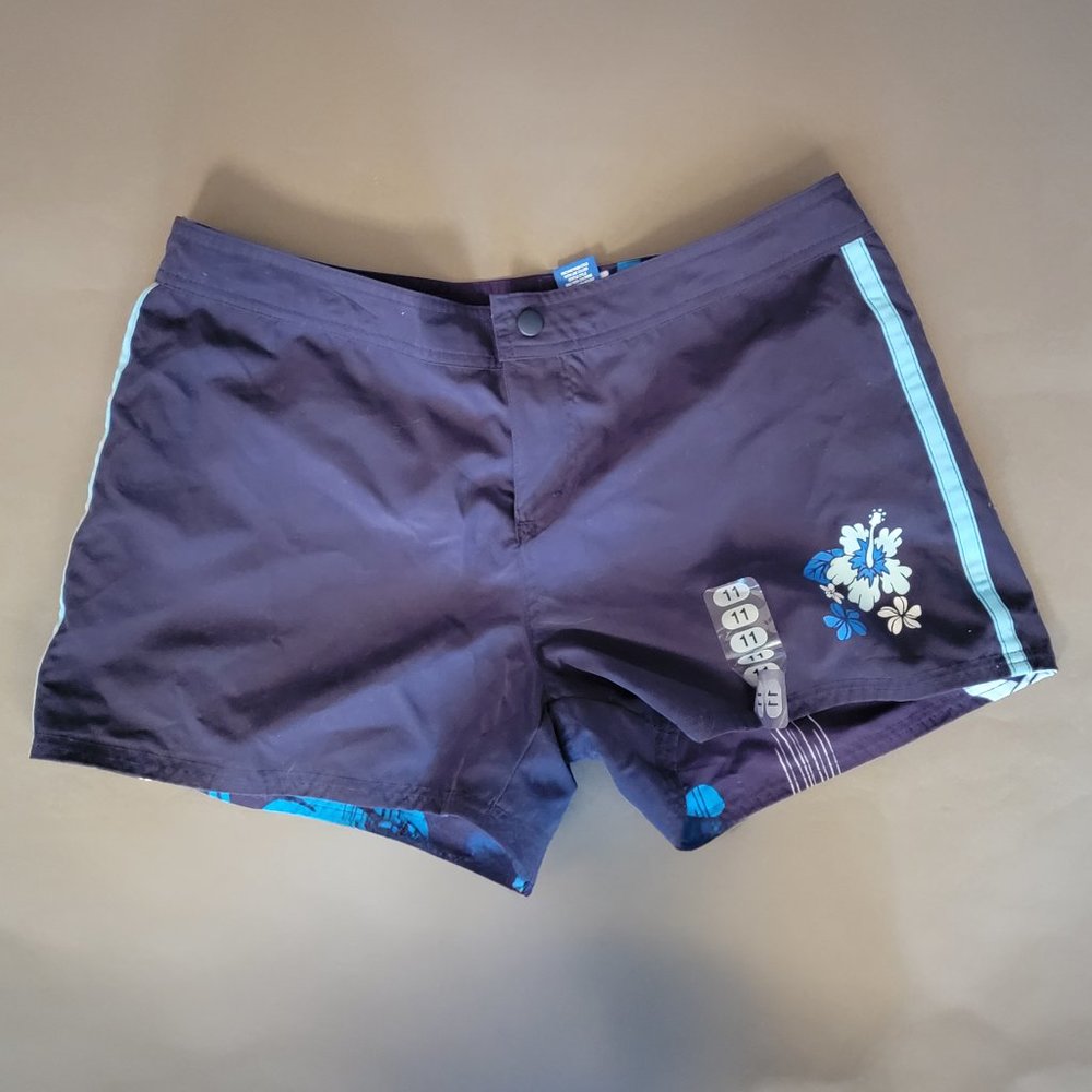 Reversible Ocean Pacific Women's board shorts navy floral size 11
